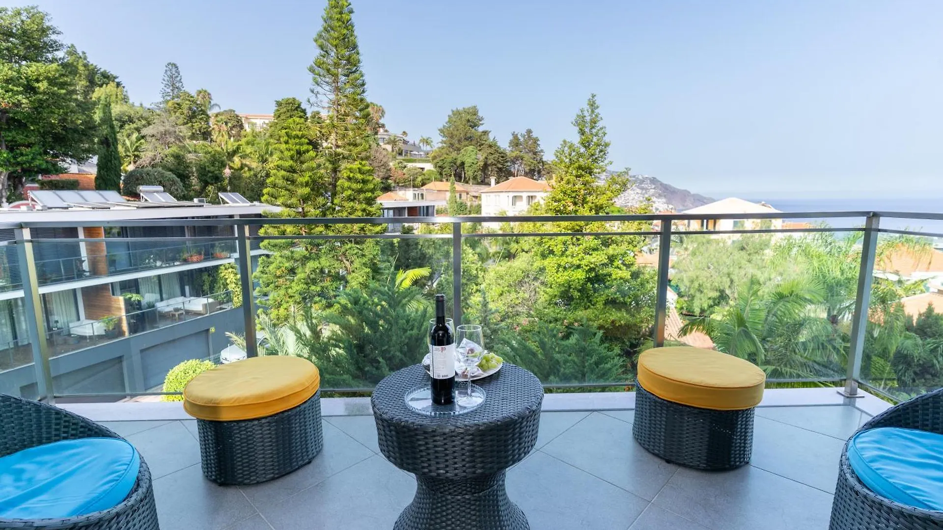 Las Rosas Vista Baia Do Funchal Φουνκάλ